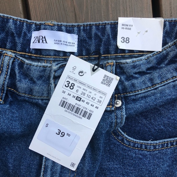 ‼️SOLD‼️ Zara Mom Fit Shorts in blue - Picture 3 of 4